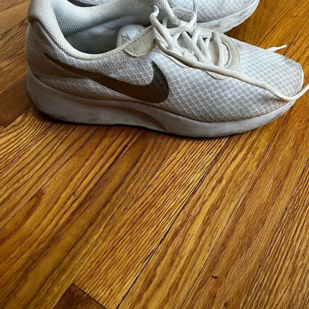 Nike sneakers - Picture 5 of 6